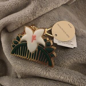 Disney Mulan Comb Sanitizer Holder